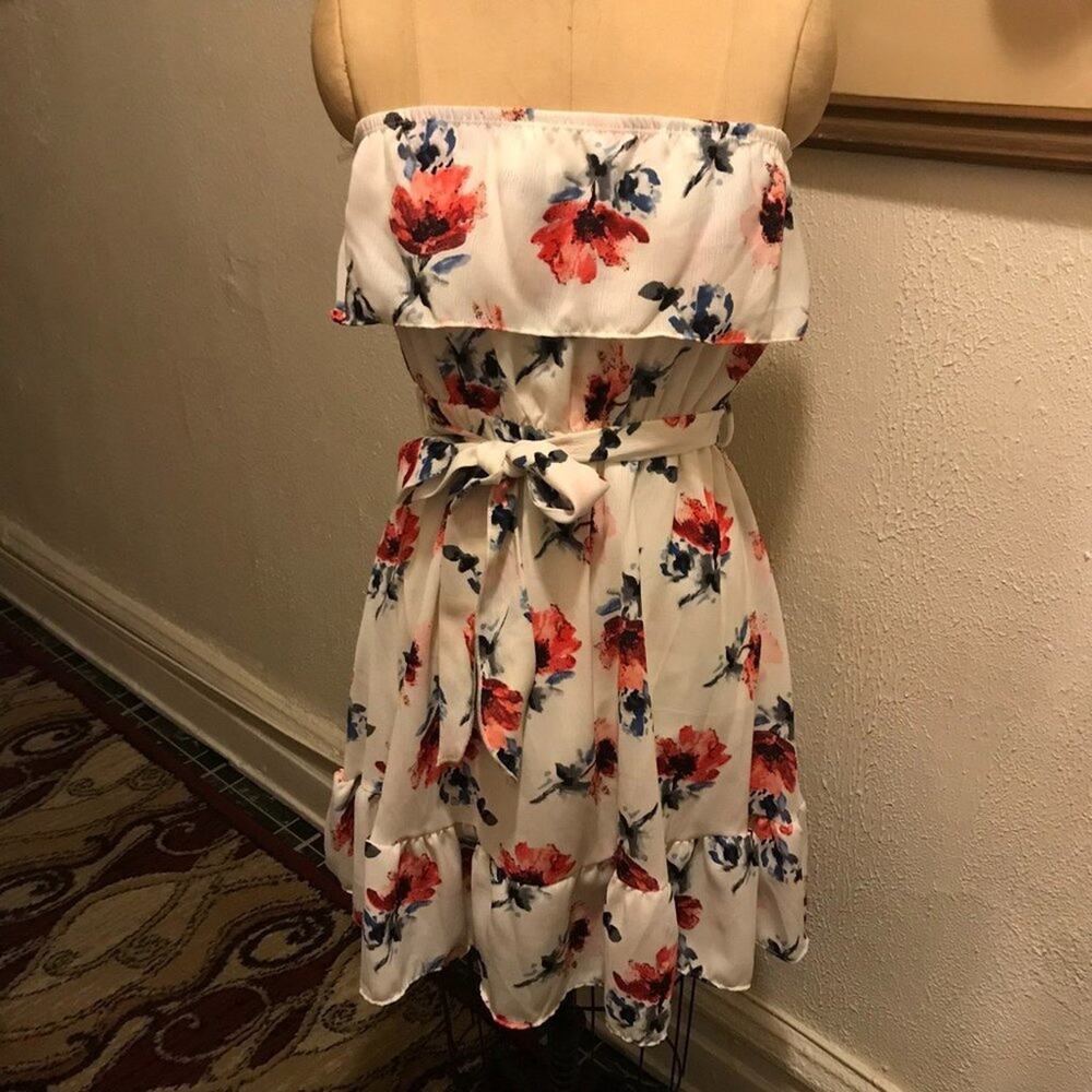 Strapless Ruffled Belted Floral Dress Size Large NWT